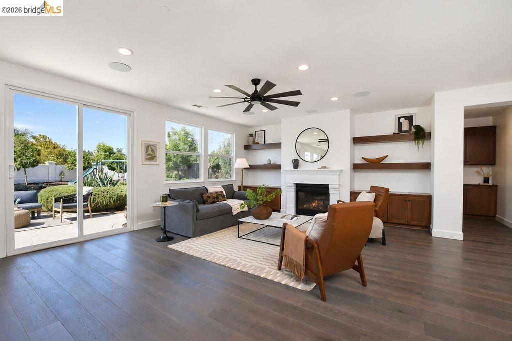 5457 Mountain Ridge Way Property Photo 11