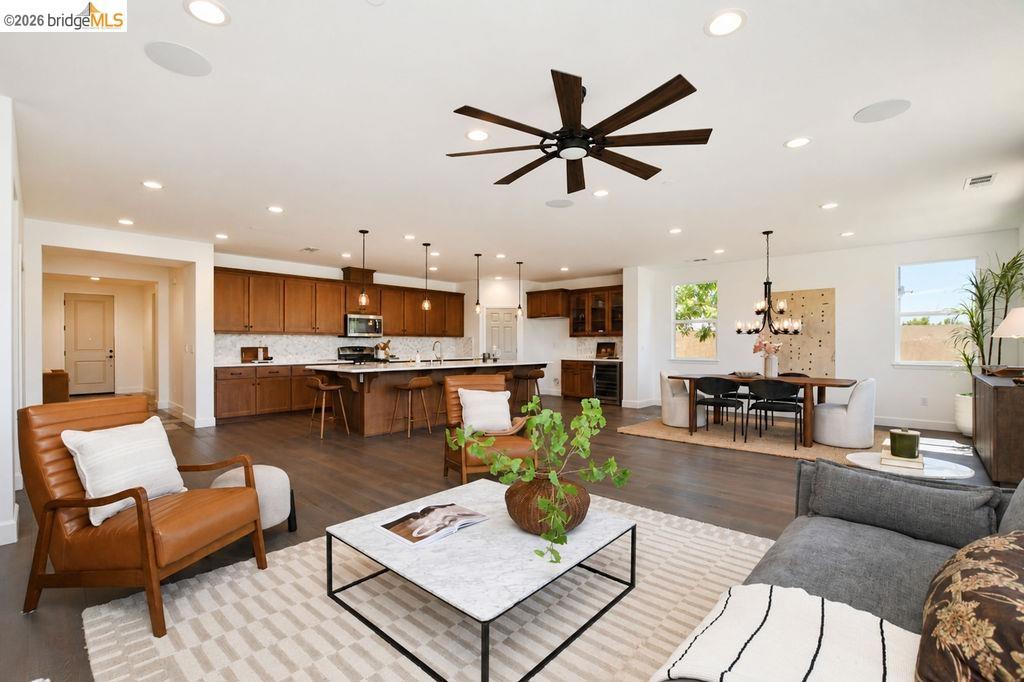 5457 Mountain Ridge Way Property Photo 14