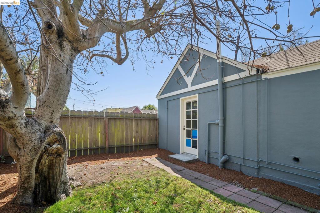 476 Key Blvd Property Photo 49