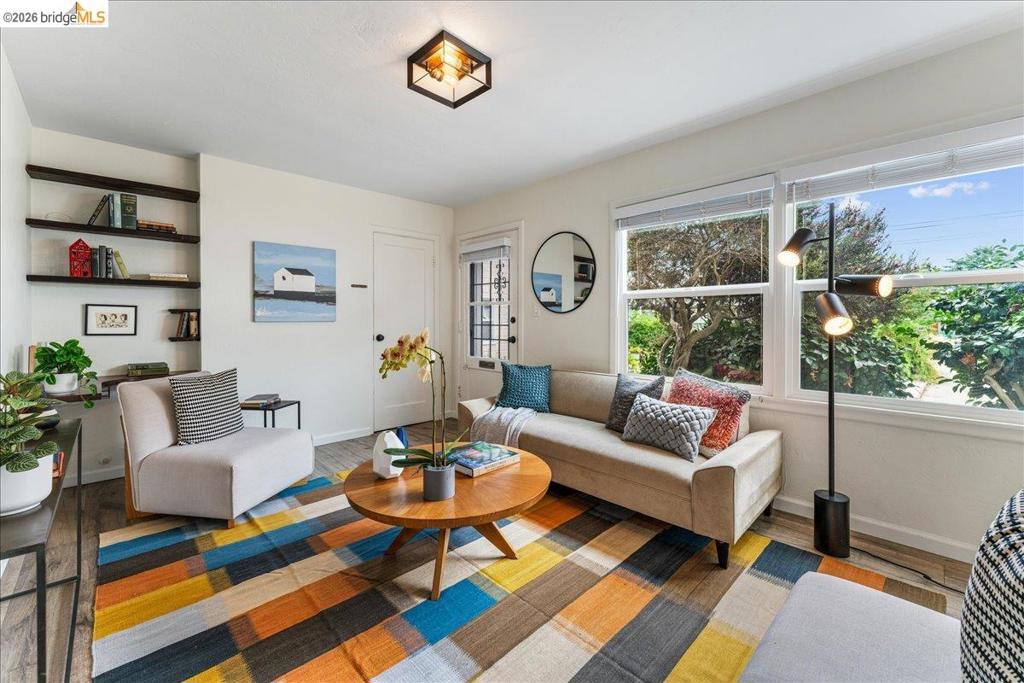 1802 Second M Property Photo 3