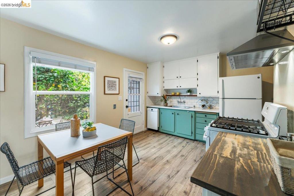 1802 Second M Property Photo 7