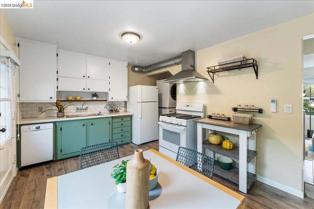 1802 Second M Property Photo 10