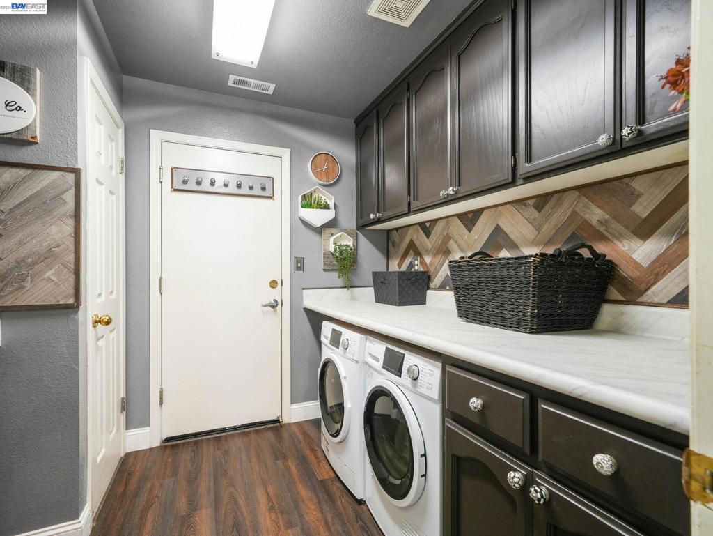 32264 Derby Street Property Photo 47