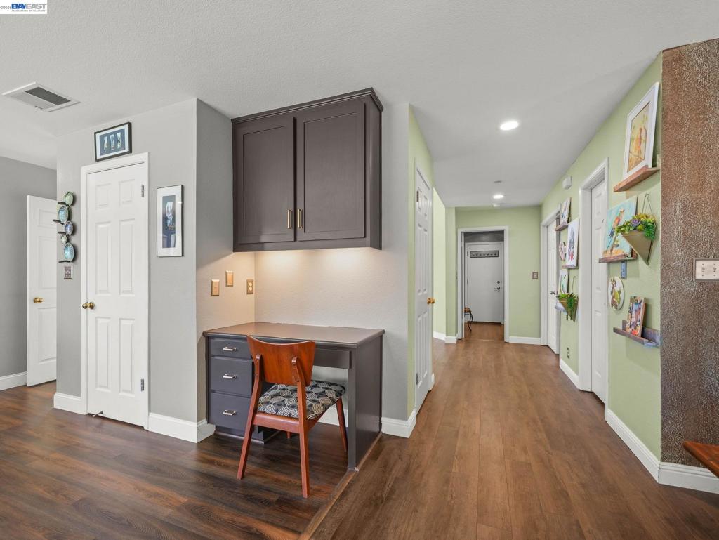 32264 Derby Street Property Photo 54