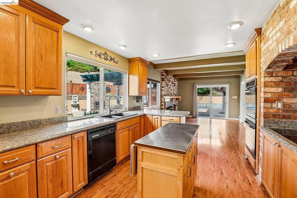 2636 Tamalpais Drive Property Photo 30