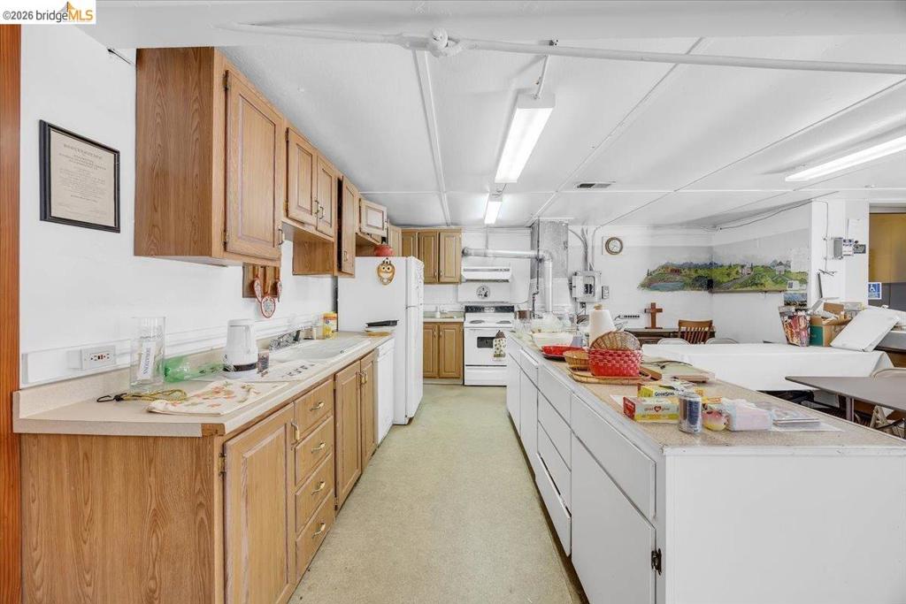 18193 Seco St Property Photo 33