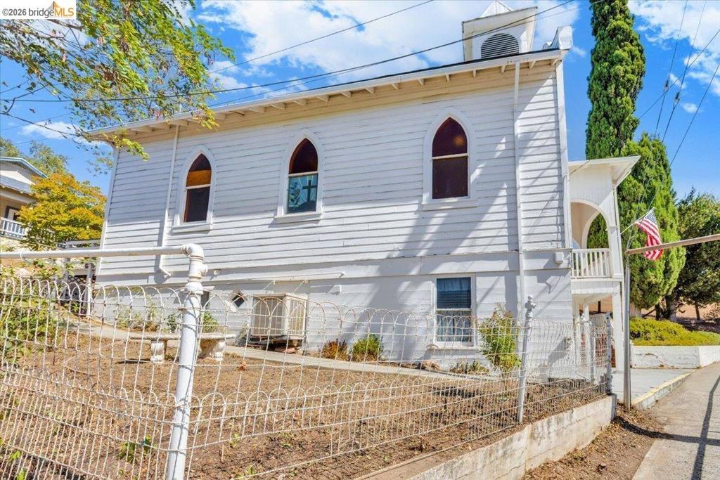 18193 Seco St Property Photo 38