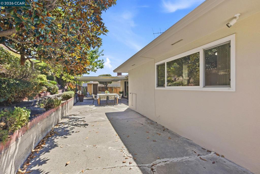 2520 Benedict Dr Property Photo 44