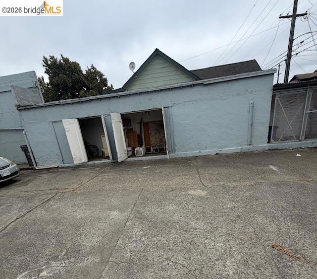 930 Pine Property Photo 1