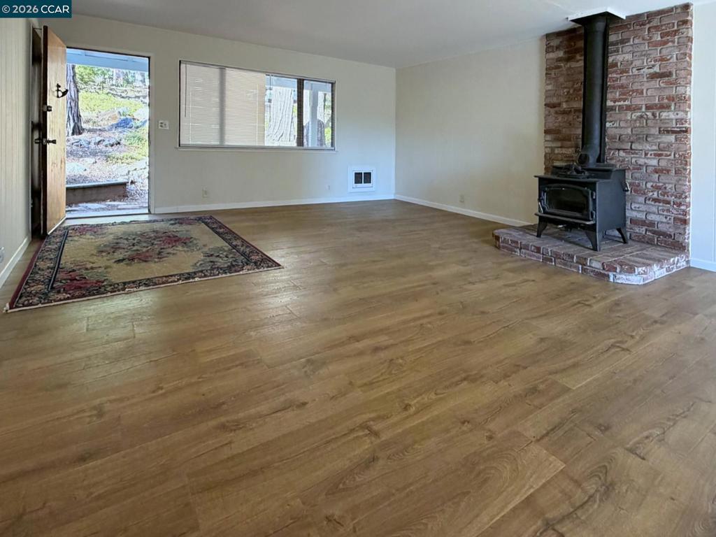 2346 Black Oak Dr Property Photo 5