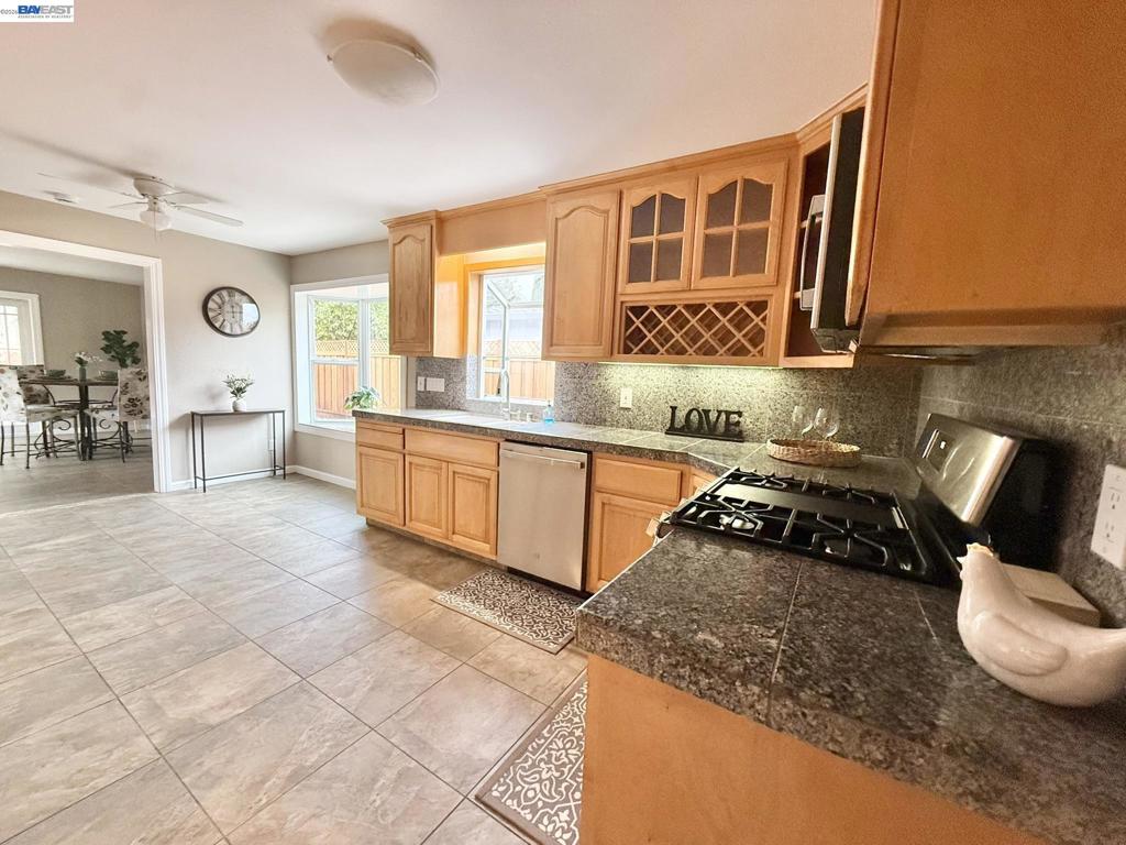 8525 Ousley Dr Property Photo 6