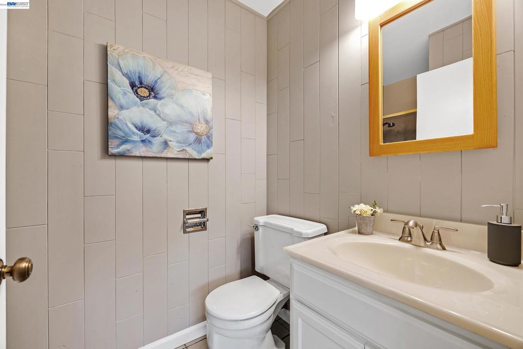 513 Carobe Court Property Photo 18