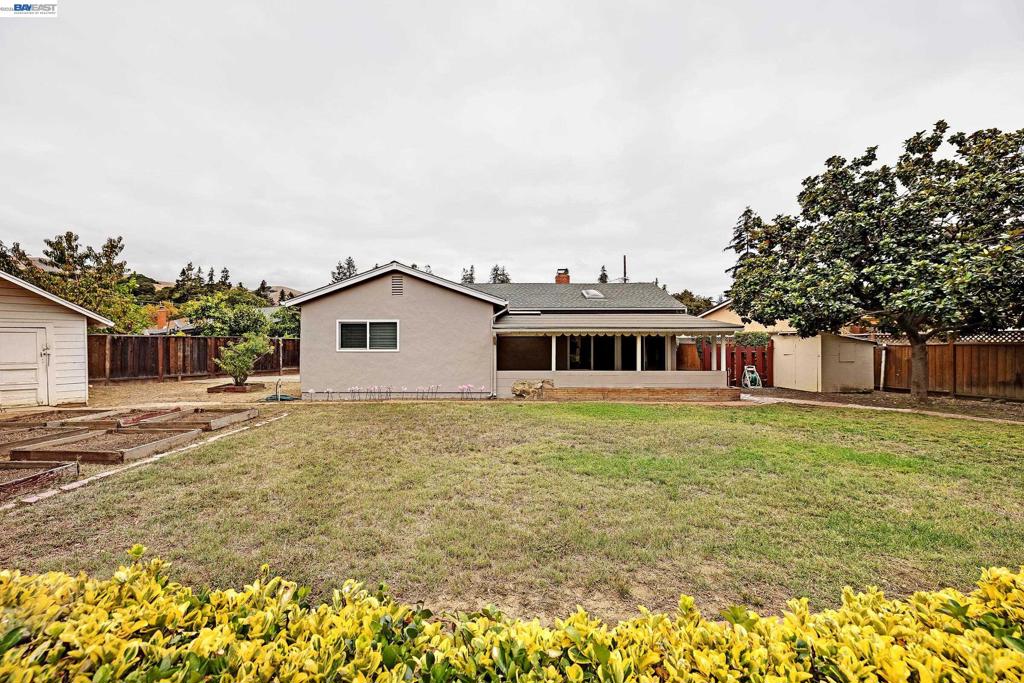 513 Carobe Court Property Photo 29