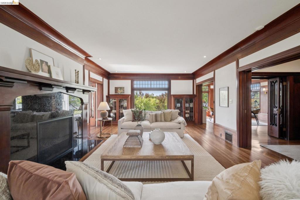 45 Highland Ave Property Photo 10
