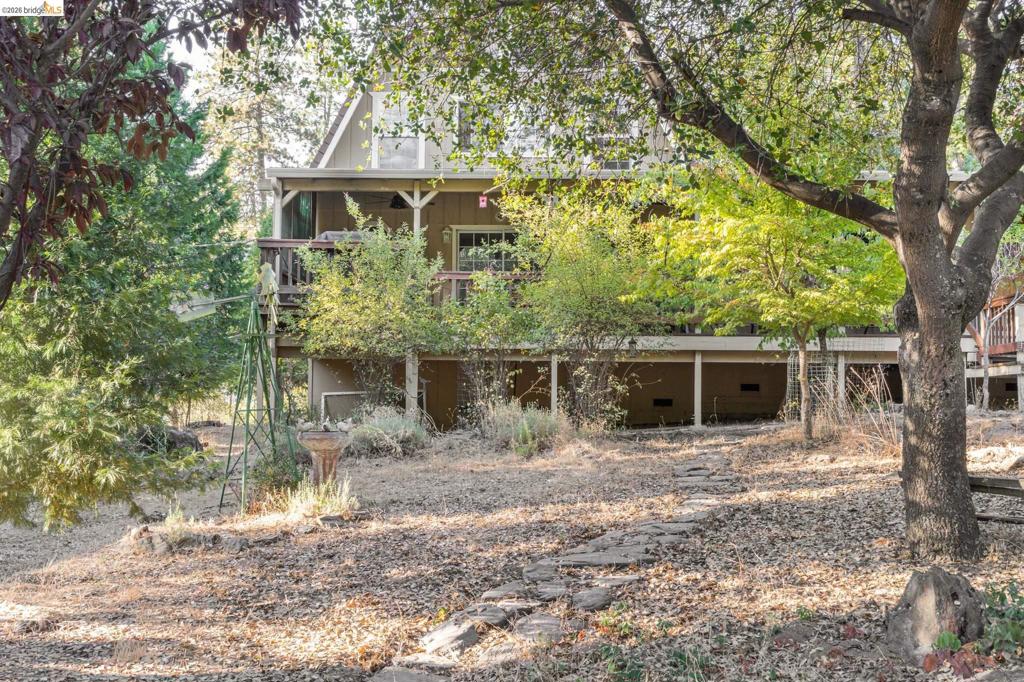 19390 Ferretti Rd Property Photo 5