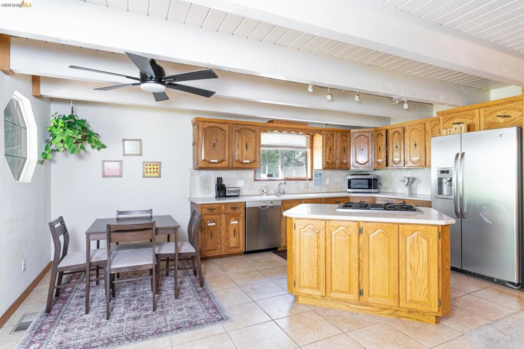 19390 Ferretti Rd Property Photo 14