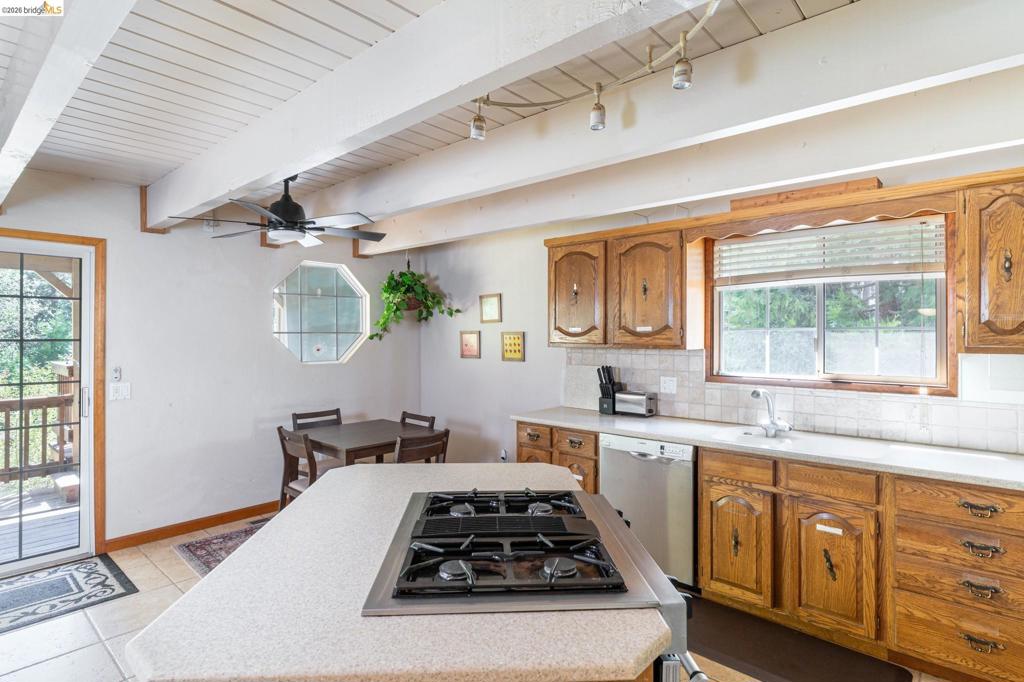 19390 Ferretti Rd Property Photo 16