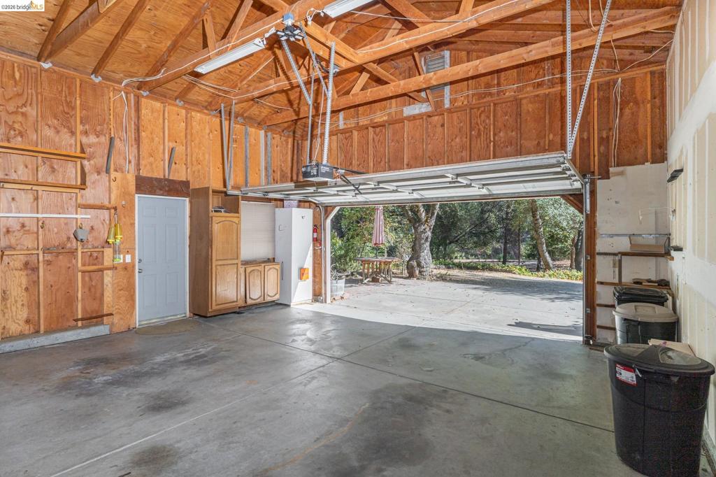 19390 Ferretti Rd Property Photo 32