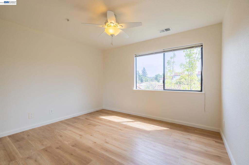 21103 Gary 318a Property Photo 18