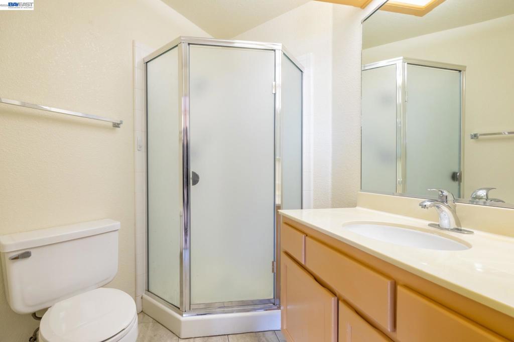 21103 Gary 318a Property Photo 32