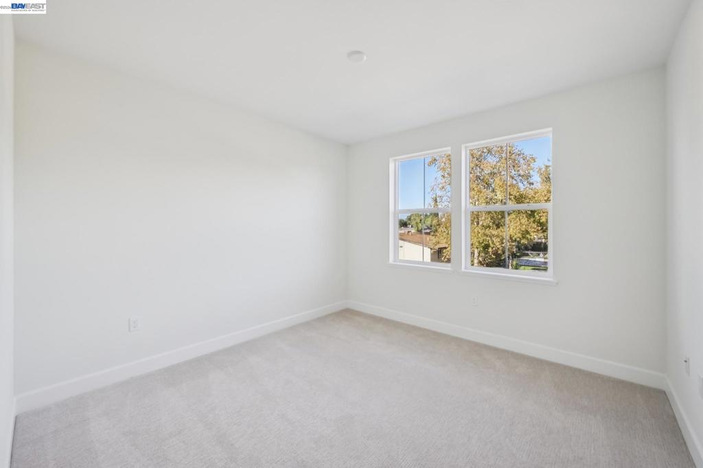 1216 Walters Ct Property Photo 13