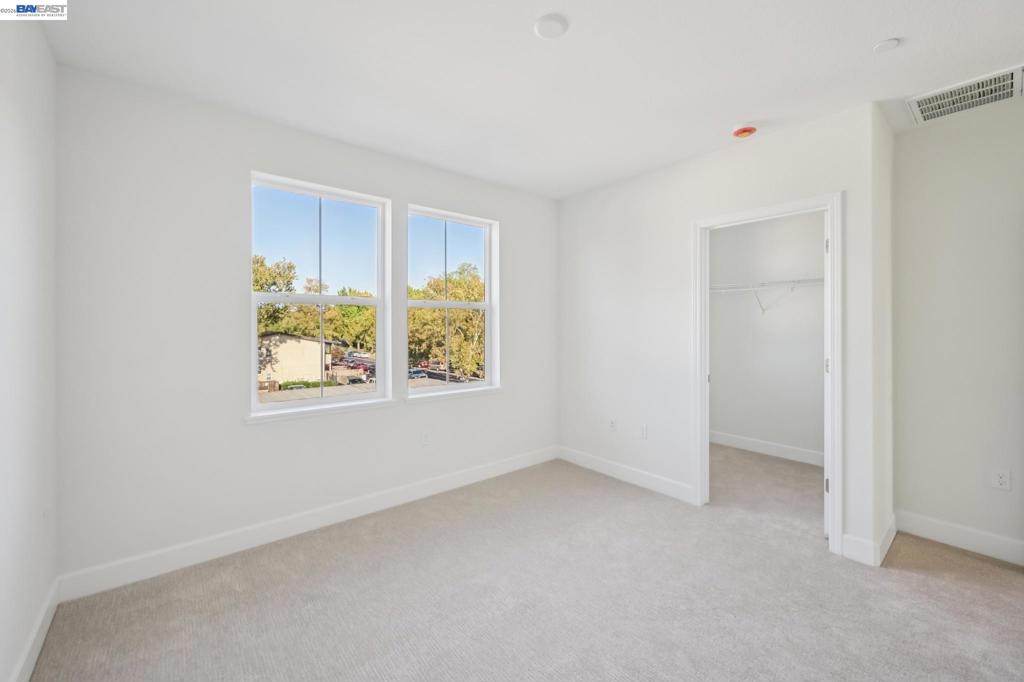 1216 Walters Ct Property Photo 15
