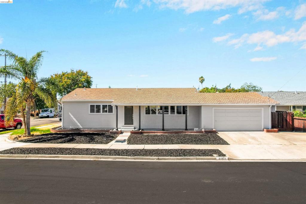 31871 Kennet St Property Photo 32