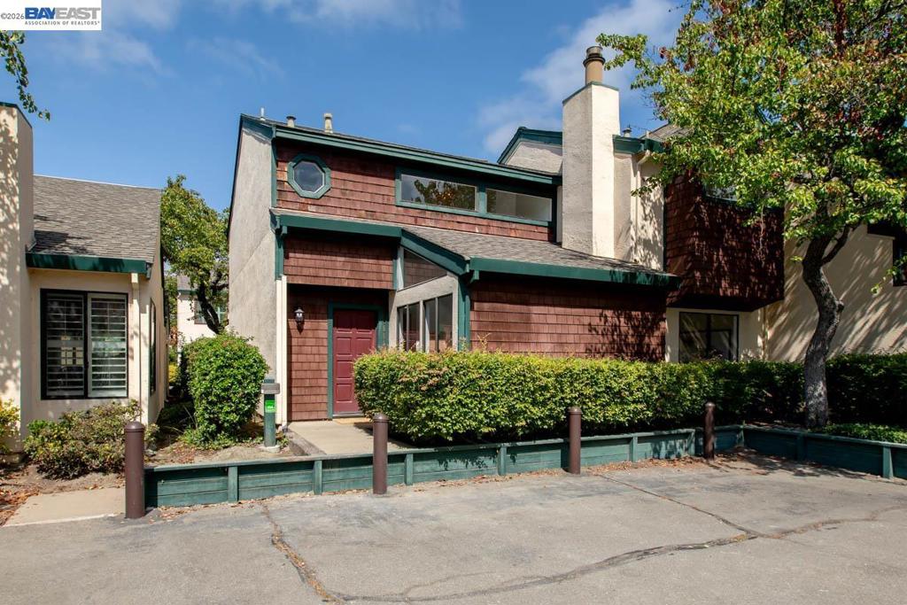 114 Lagunaria Ln Property Photo 14