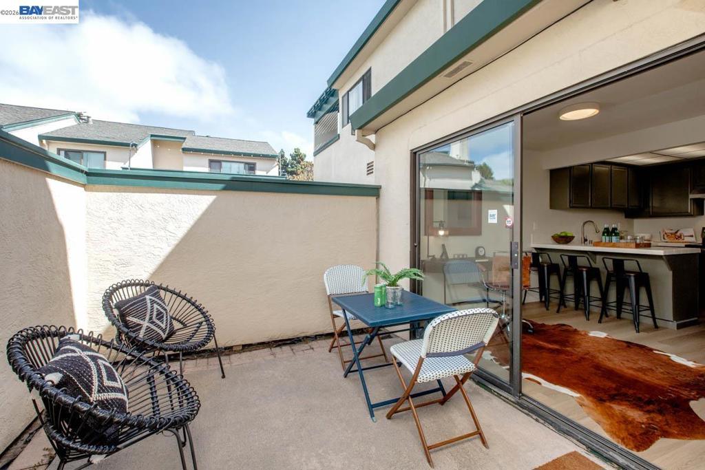 114 Lagunaria Ln Property Photo 30