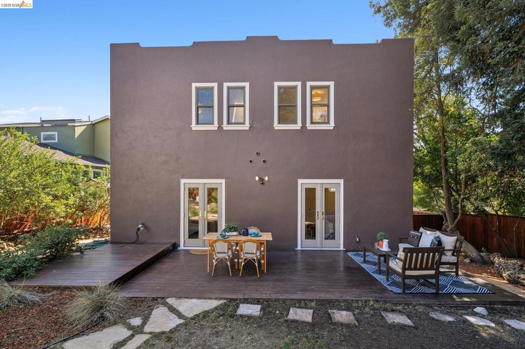 1909 San Antonio Ave Property Photo 44