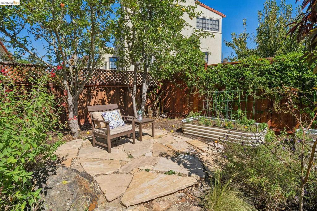1909 San Antonio Ave Property Photo 46