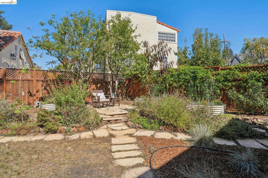 1909 San Antonio Ave Property Photo 47