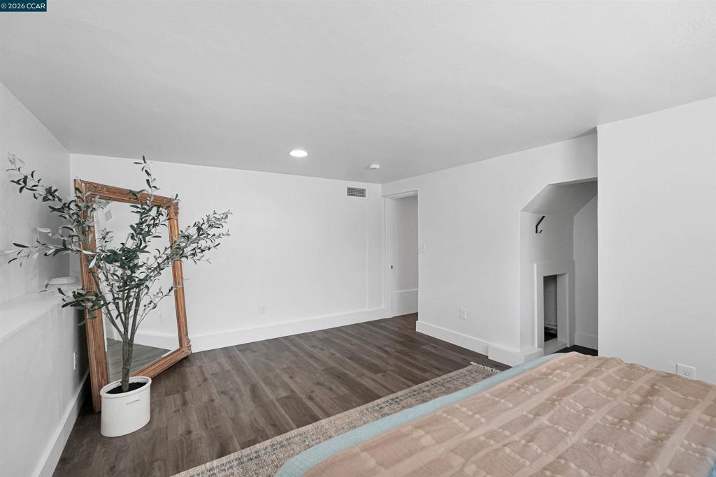 1300 Kains Ave Property Photo 48