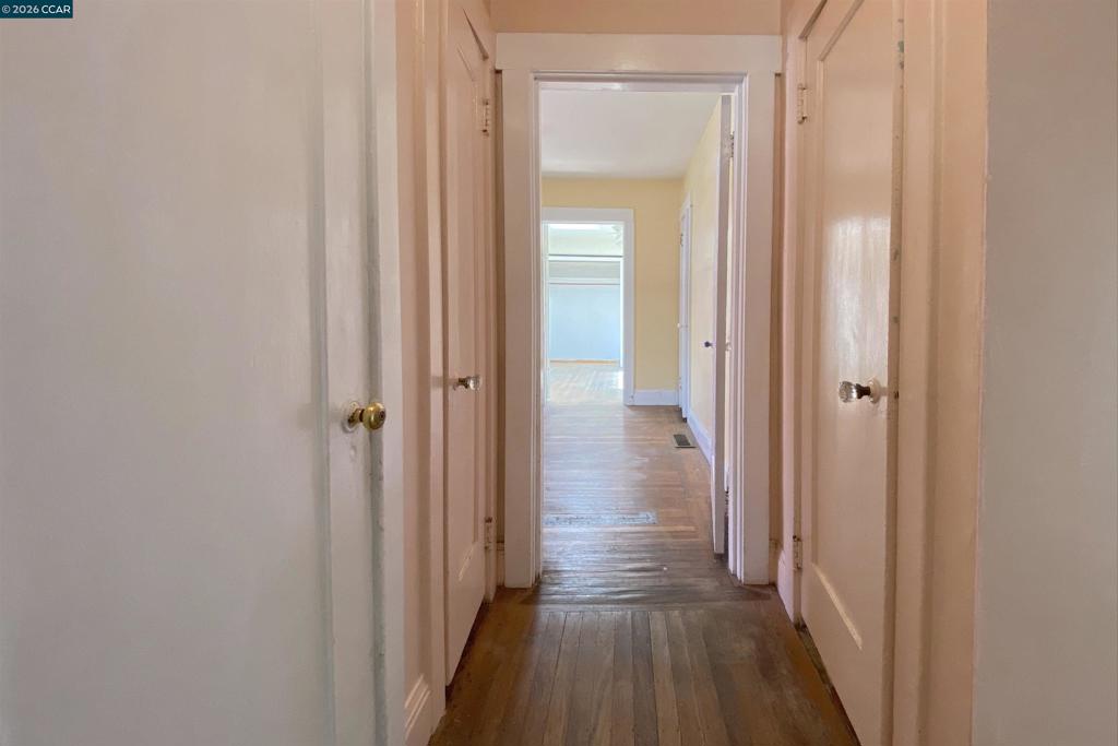 411 Kains Ave. Property Photo 3