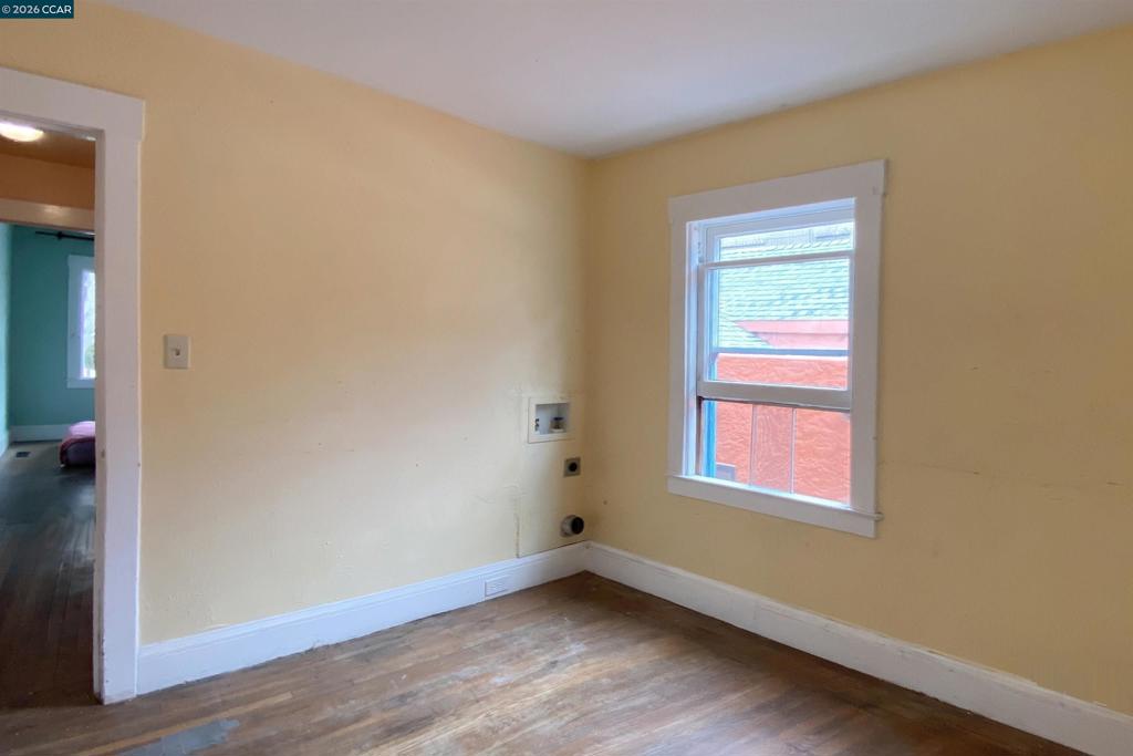 411 Kains Ave. Property Photo 13
