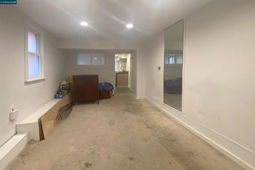 411 Kains Ave. Property Photo 26