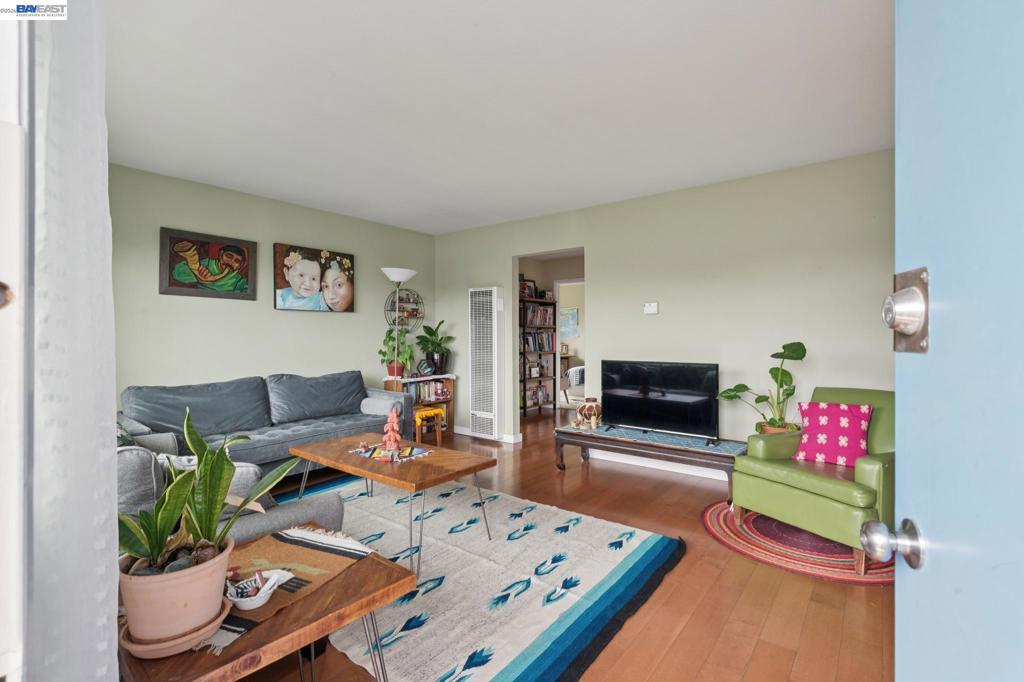 3054 Bona St D Property Photo 40