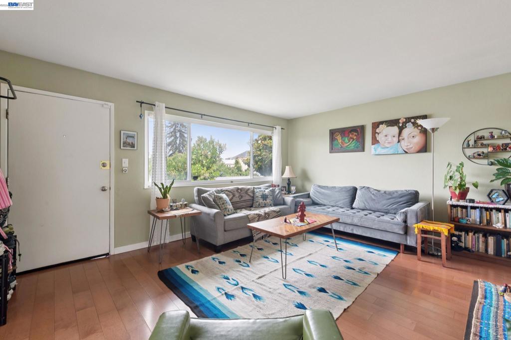 3054 Bona St D Property Photo 41