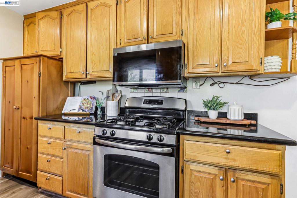 360 N I St Property Photo 14