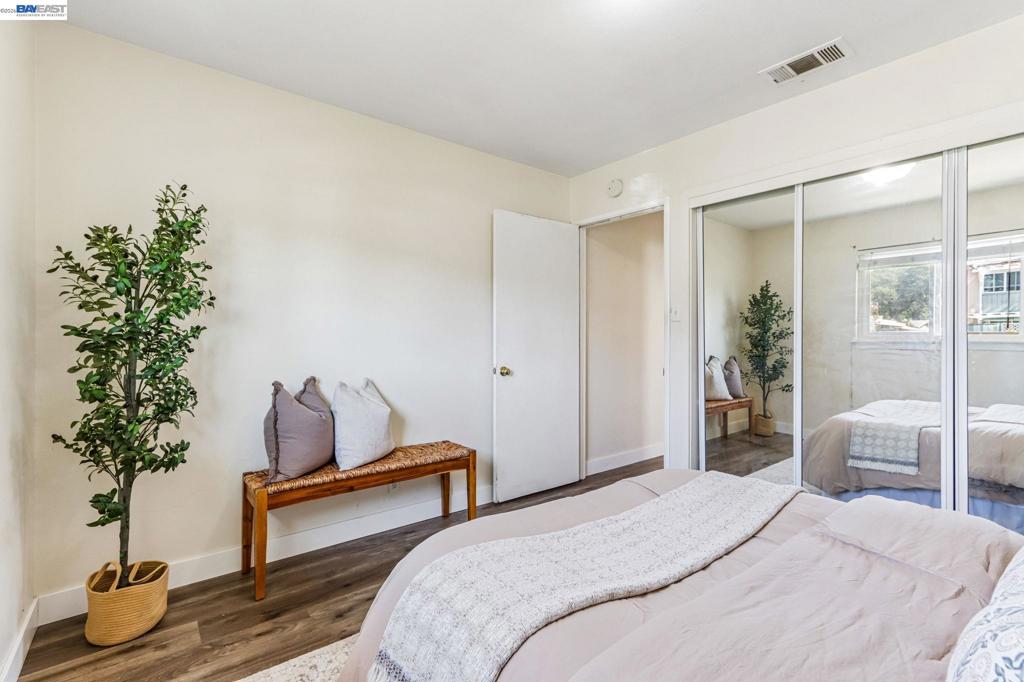 360 N I St Property Photo 19