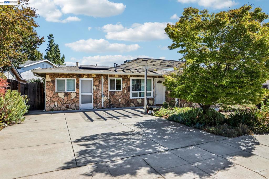 360 N I St Property Photo 33