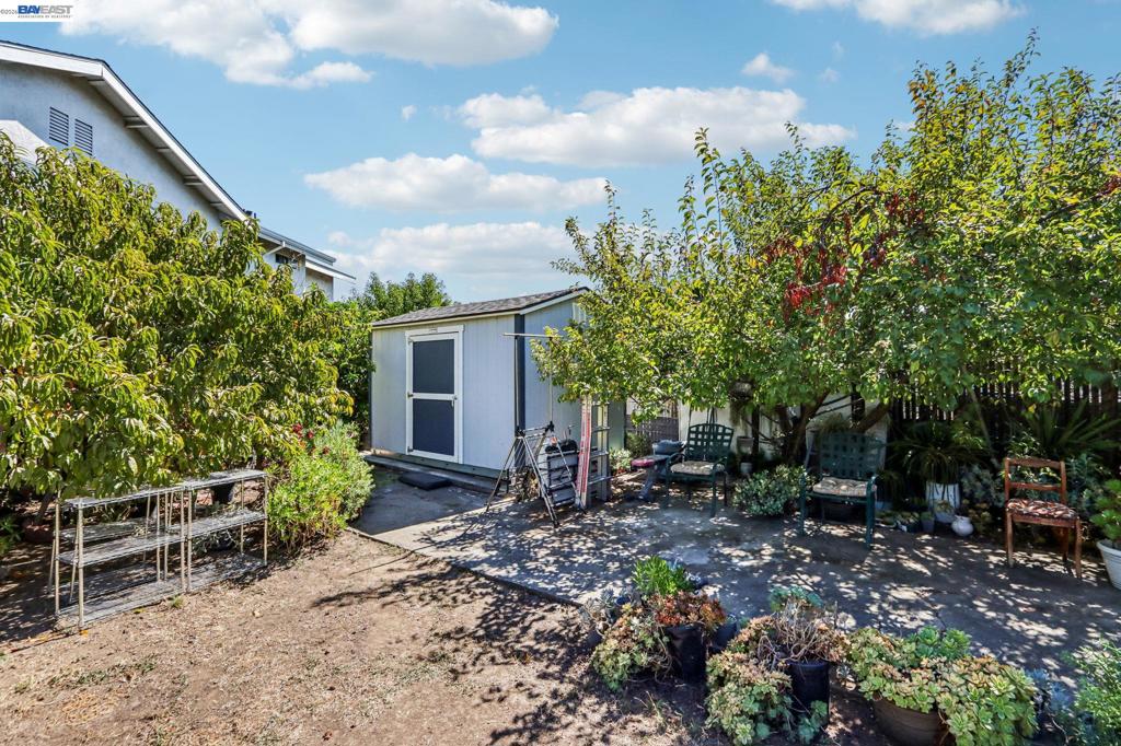 360 N I St Property Photo 42