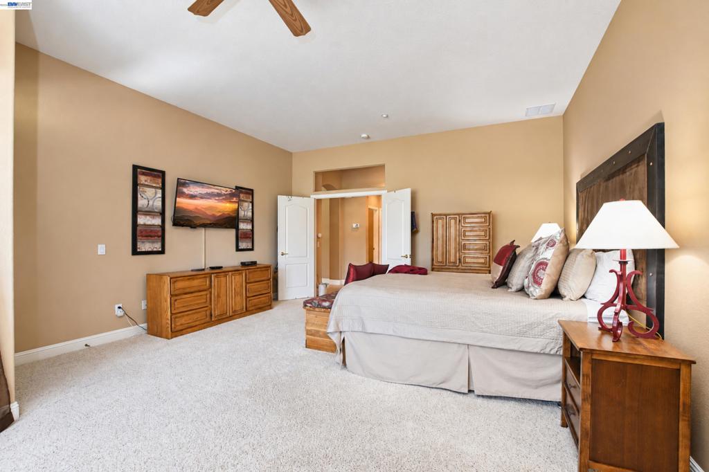 1117 Burghley Ln Property Photo 25