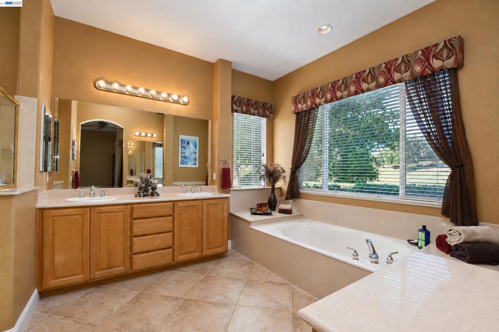1117 Burghley Ln Property Photo 26