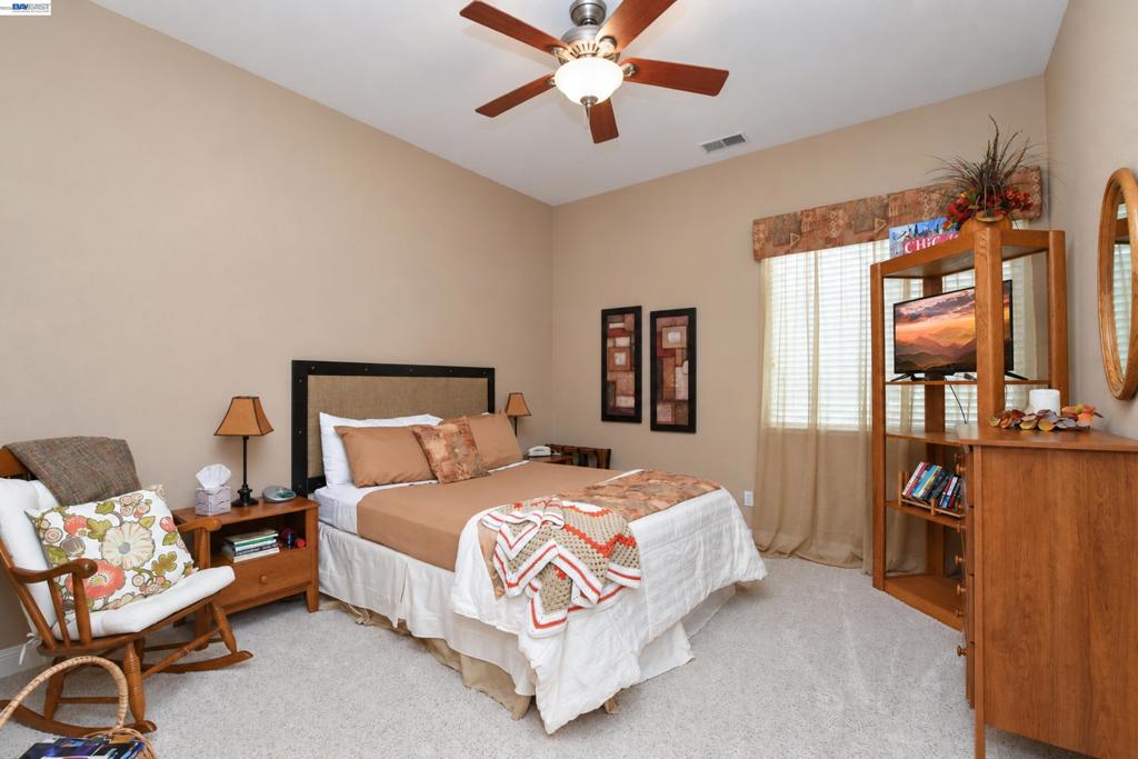 1117 Burghley Ln Property Photo 32