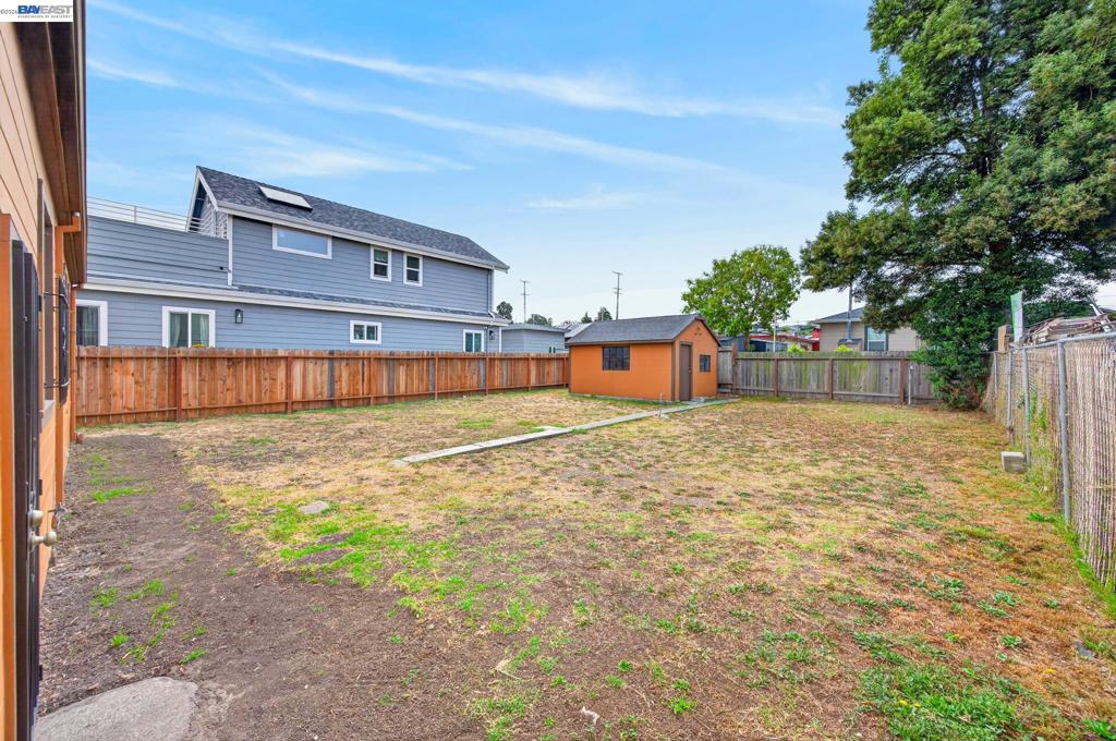 5616 Alameda Ave Property Photo 19