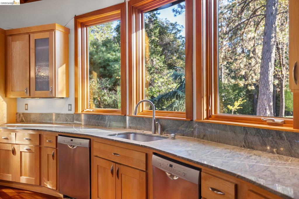 14655 Applewood Ln Property Photo 19