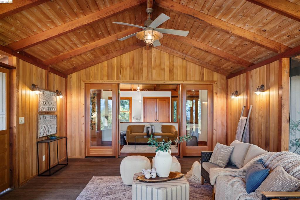 14655 Applewood Ln Property Photo 24