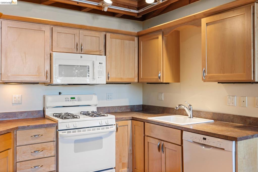14655 Applewood Ln Property Photo 73