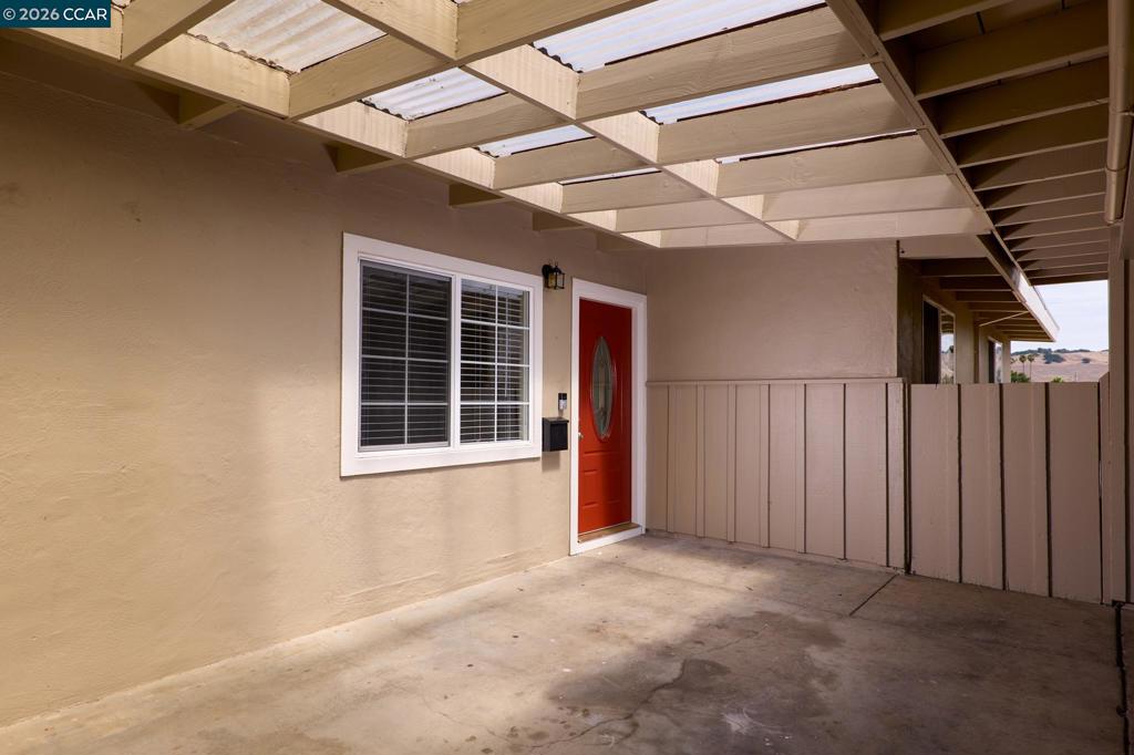 223 Los Altos Pl Property Photo 2